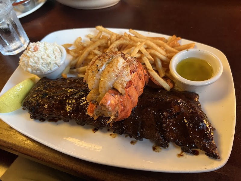 Bâton Rouge Grillhouse & Bar