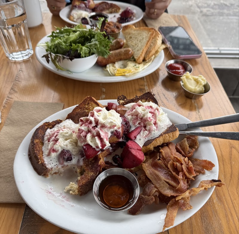 Wilf & Ada's (No reservations)